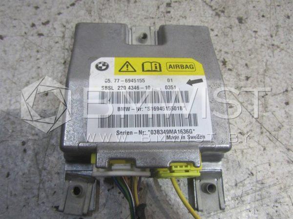 37076