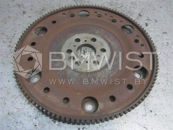 37762