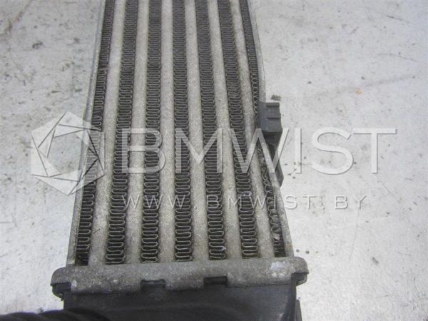39045