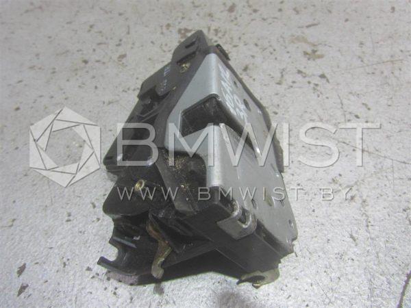 47082