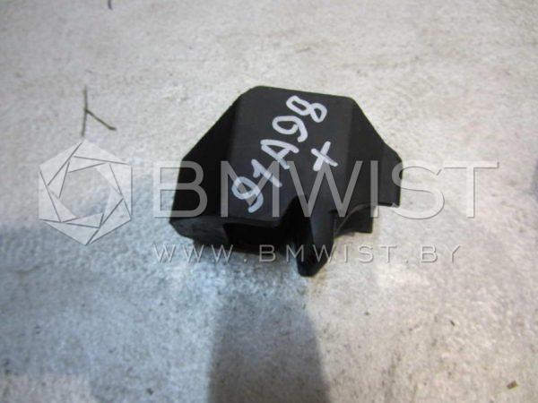 4876